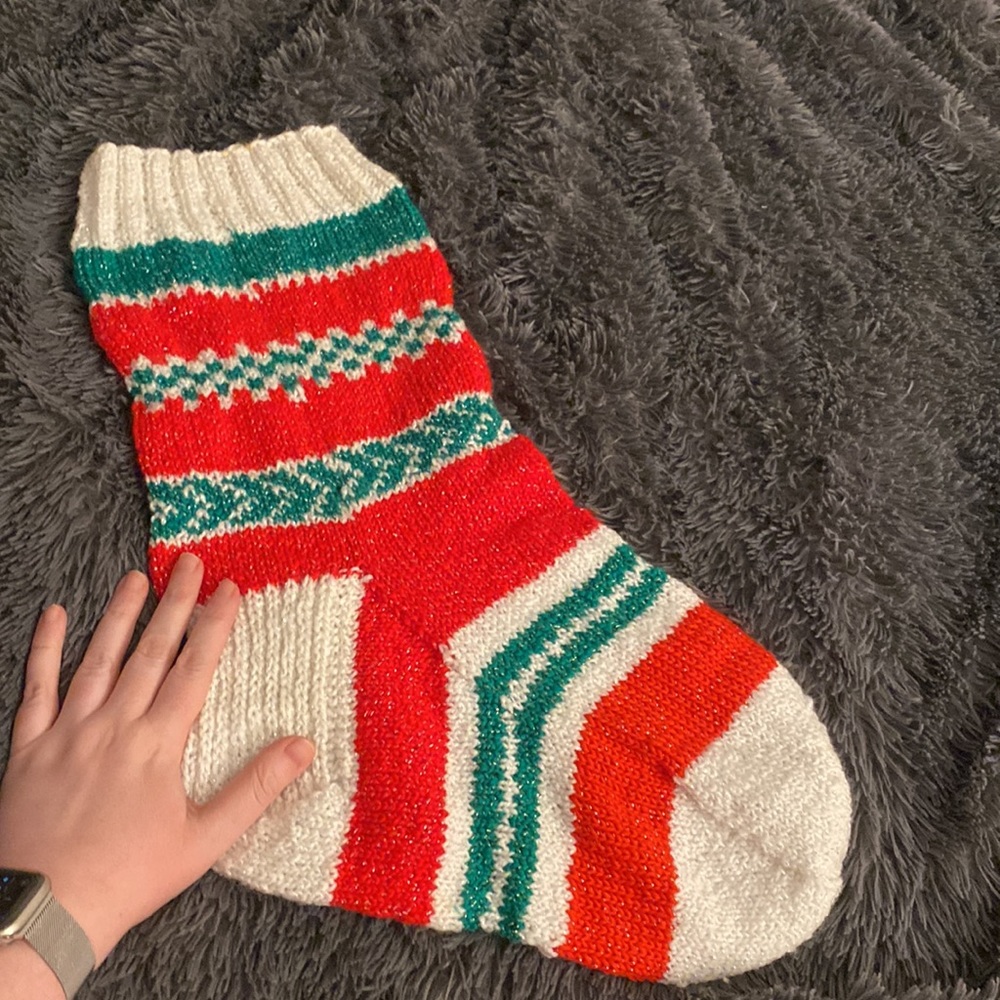 Christmas stocking -oversized -hand knit - Picture 2 of 2